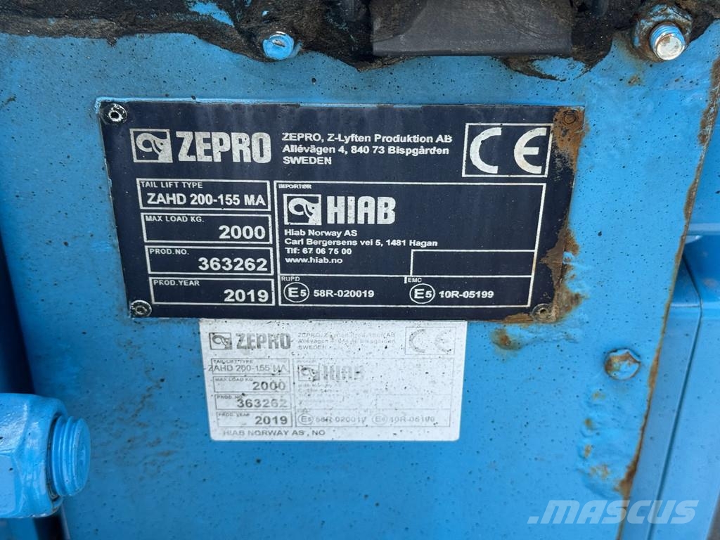 Volvo FH 540 6x2 Chassis Retarder WB 4.80 Full Air Euro شاحنات بمقصورة وهيكل