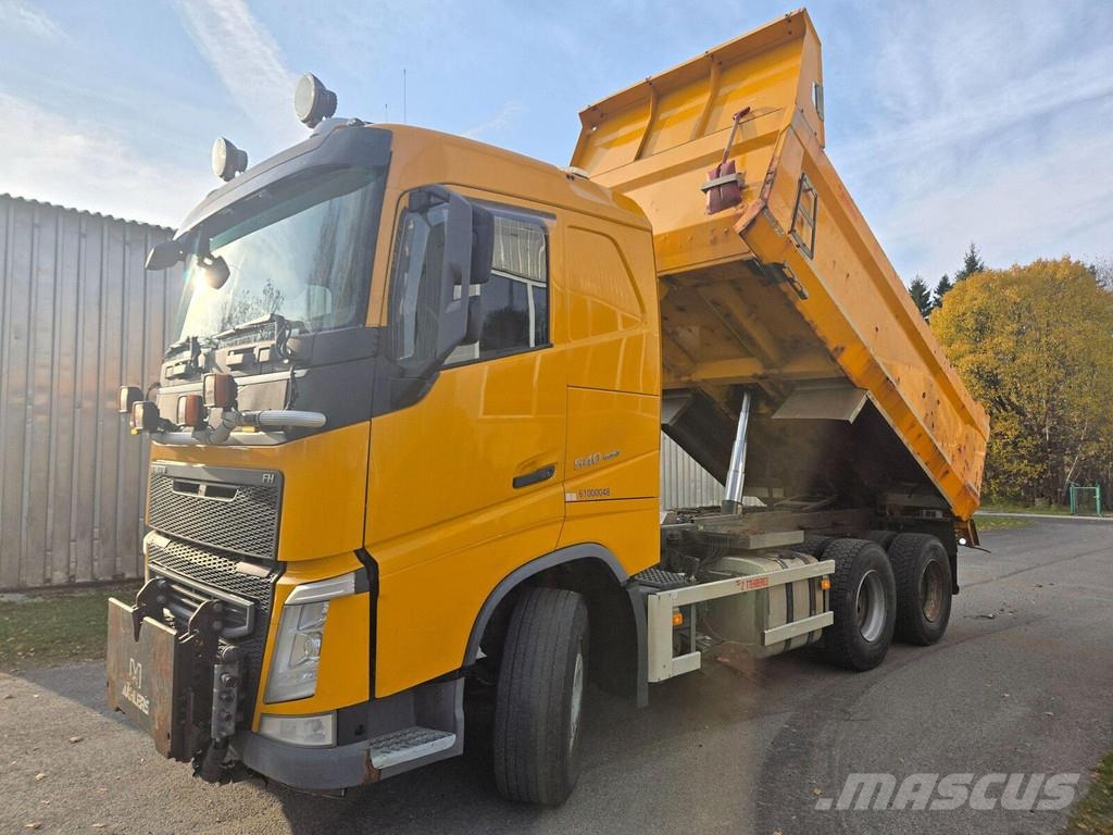 Volvo FH540 6X4 UNDERSTEEL LIFTING AXEL Camion benne