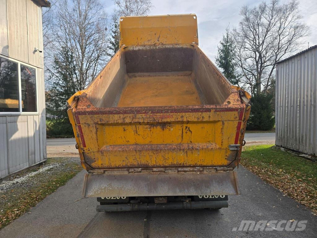 Volvo FH540 6X4 UNDERSTEEL LIFTING AXEL Camion benne