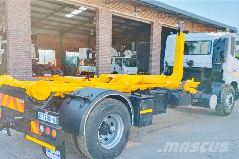 UD PKE 250 Otros camiones