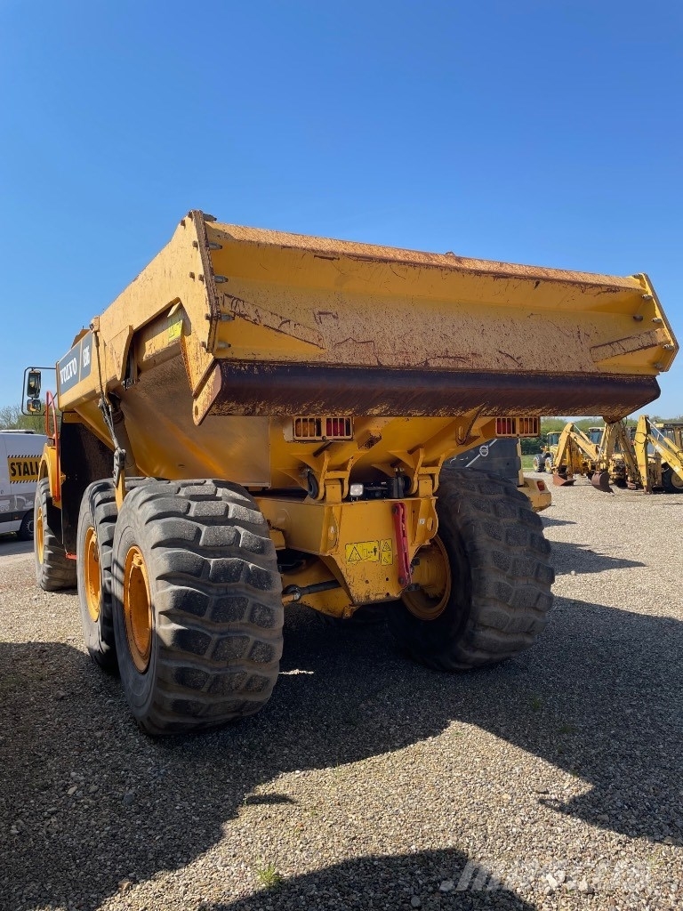 Volvo A30G アーティキュレート式ダンプトラック