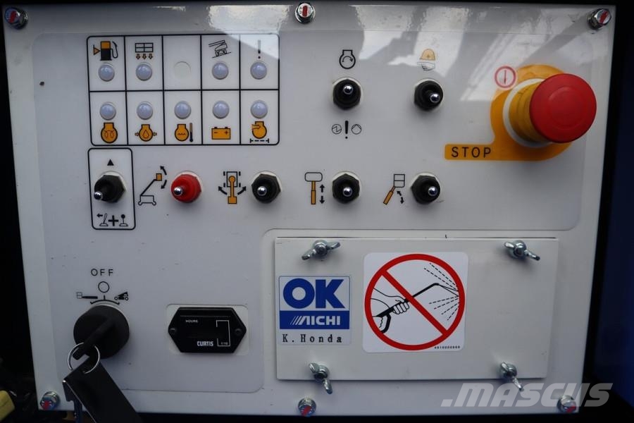 Aichi SR12C1SM Valid inspection, Diesel, Tracked Boomlif Teleskopiskie pacēlāji