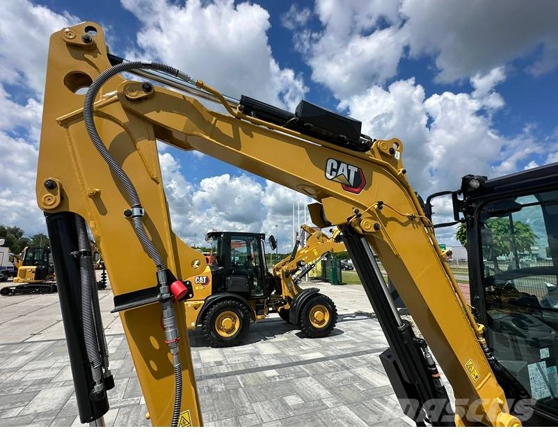 CAT 303 CR Miniexcavadoras