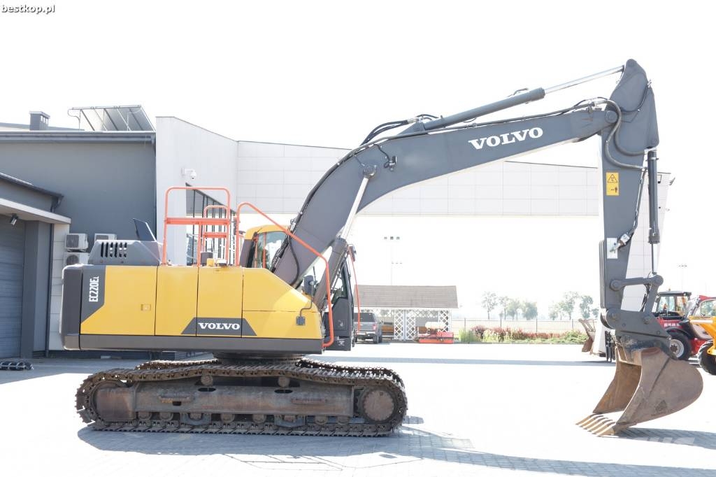 Volvo EC220EL Excavadoras sobre orugas