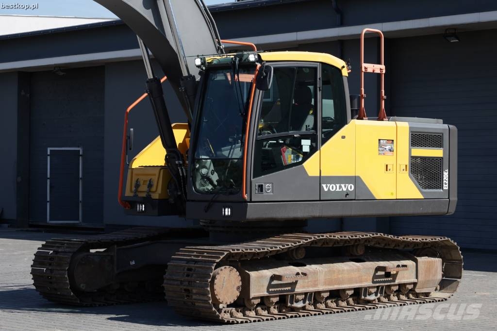 Volvo EC220EL Excavadoras sobre orugas