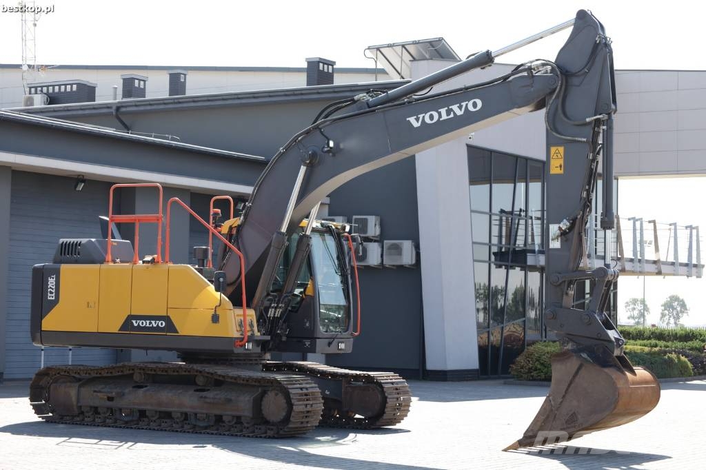 Volvo EC220EL Excavadoras sobre orugas