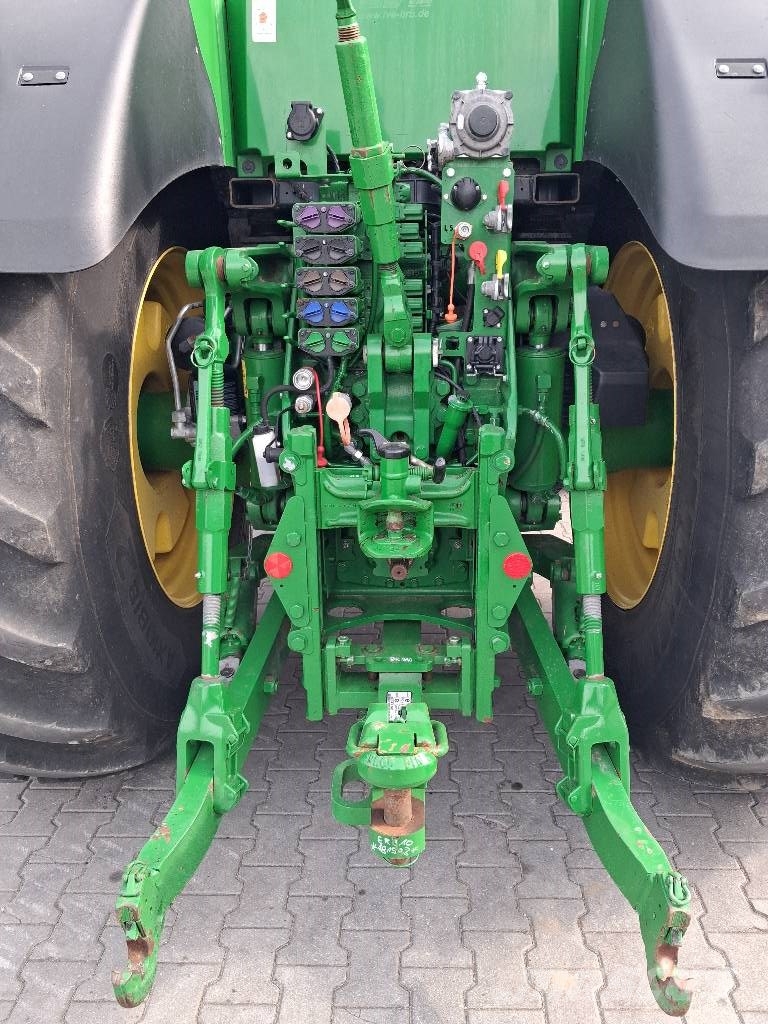 John Deere 8R 280 Traktori