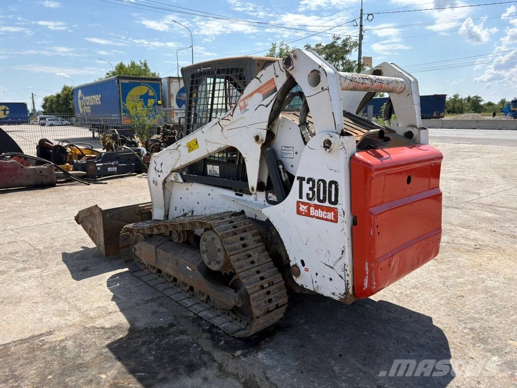 Bobcat T 300 Skid steer loaders