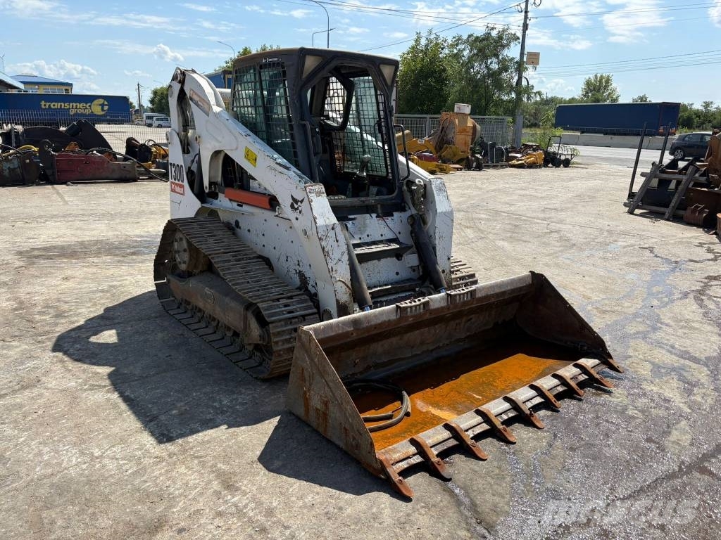 Bobcat T 300 Skid steer loaders