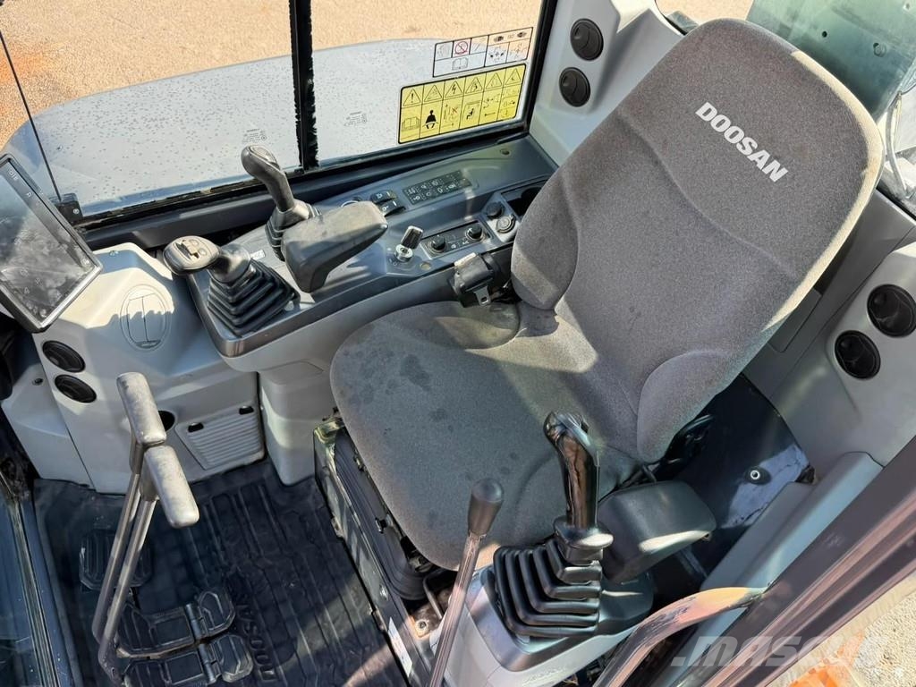 Doosan DX 50 Z-7 5.4T - *FULL HYDR - *CENTRAL GREASING* - Minigraafmachines < 7t