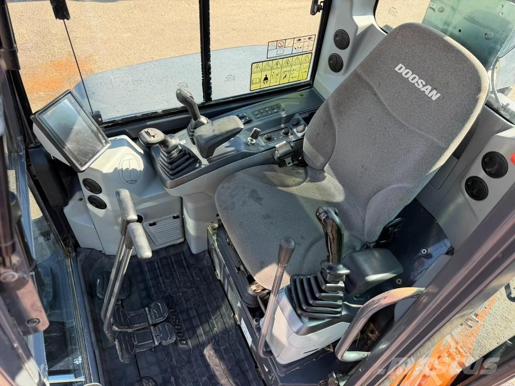 Doosan DX 50 Z-7 5.4T - *FULL HYDR - *CENTRAL GREASING* - Minigraafmachines < 7t