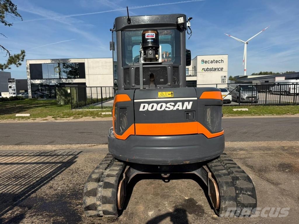 Doosan DX 50 Z-7 5.4T - *FULL HYDR - *CENTRAL GREASING* - Minigraafmachines < 7t