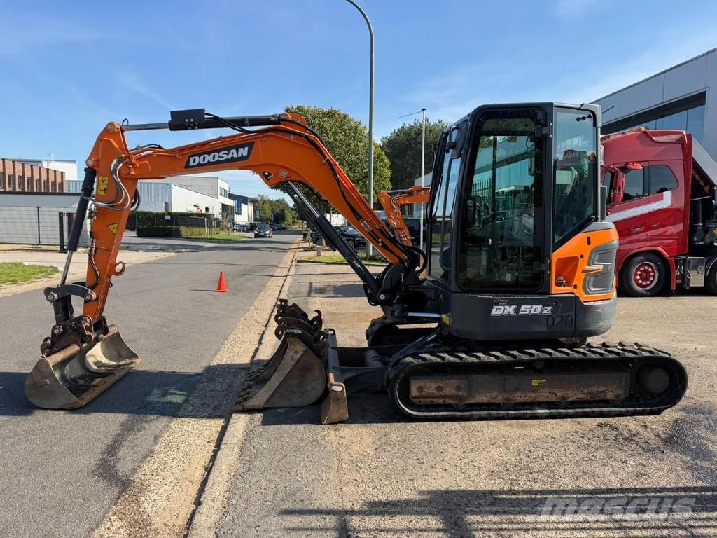 Doosan DX 50 Z-7 5.4T - *FULL HYDR - *CENTRAL GREASING* - Minigraafmachines < 7t