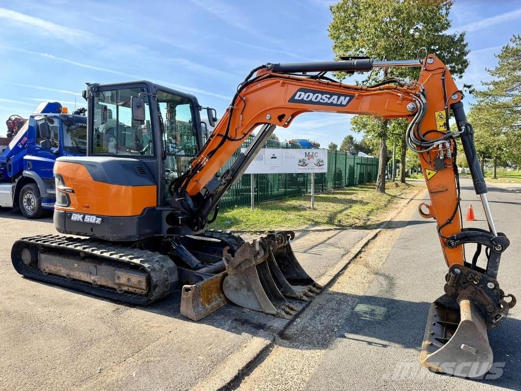 Doosan DX 50 Z-7 5.4T - *FULL HYDR - *CENTRAL GREASING* - Minigraafmachines < 7t