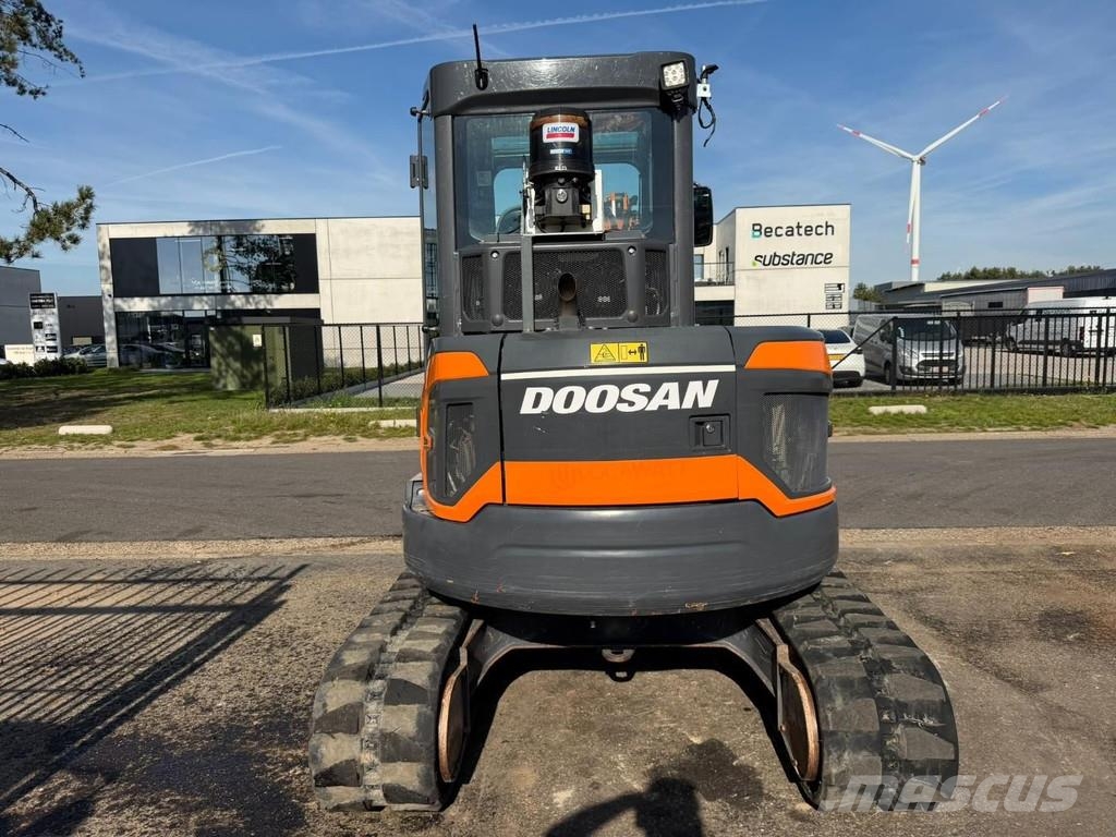 Doosan DX 50 Z-7 5.4T - *FULL HYDR - *CENTRAL GREASING* - Minigraafmachines < 7t