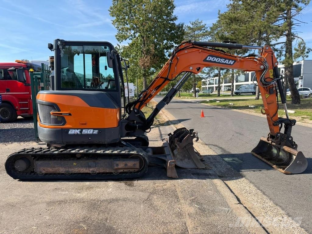 Doosan DX 50 Z-7 5.4T - *FULL HYDR - *CENTRAL GREASING* - Minigraafmachines < 7t
