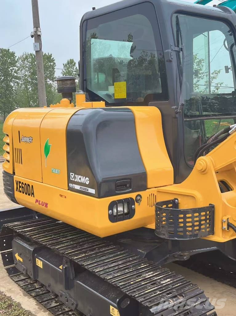 XCMG XE 60 DA Minikaivukoneet < 7t