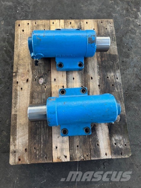 Fuchs MHL 340 AXLE STABILIZATION HYDRAULIC CYLINDER Hydraulika