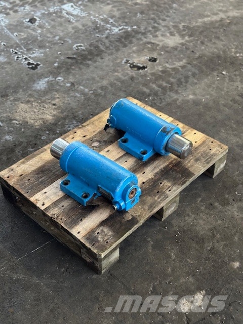 Fuchs MHL 340 AXLE STABILIZATION HYDRAULIC CYLINDER Hydraulika