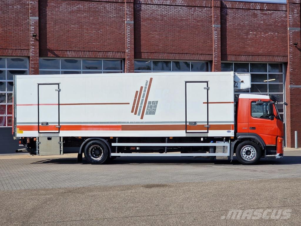 Volvo FM 330 4x2 - Frigoblock frigo - Zepro loadlift - F شاحنات بدرجة حرارة قابلة للضبط