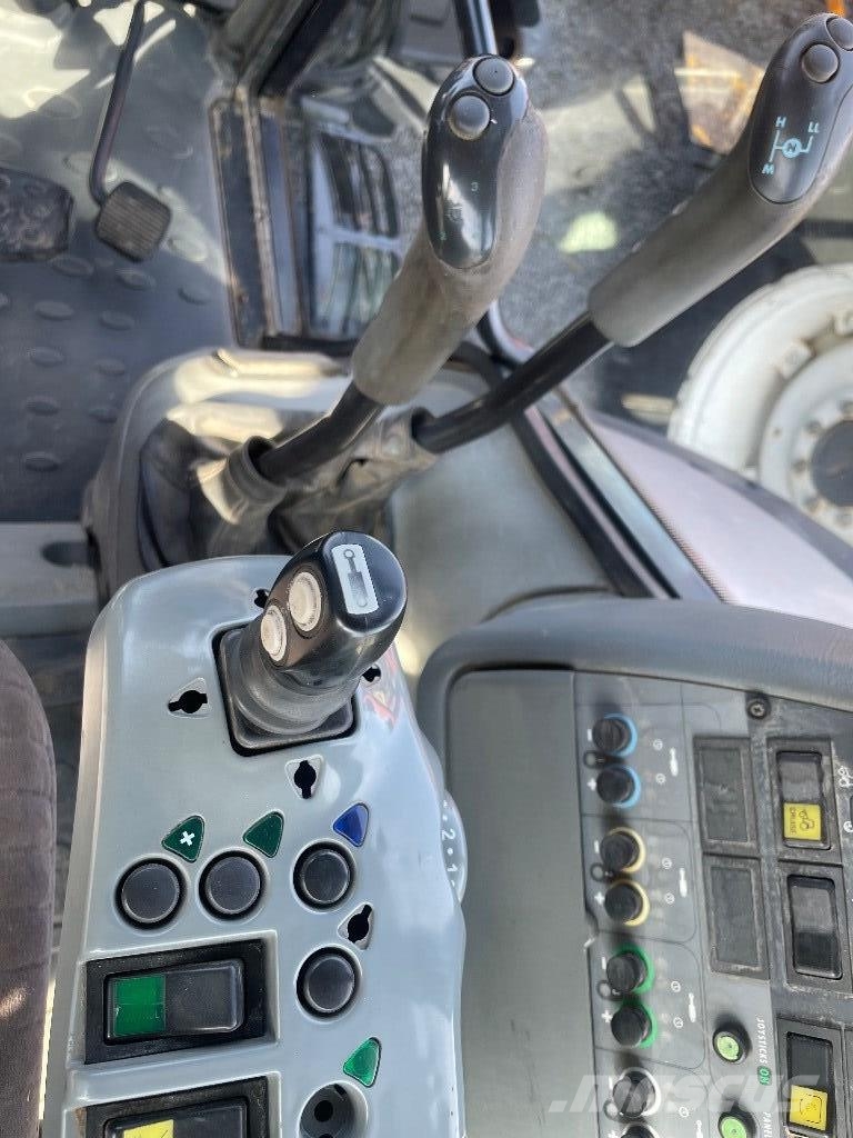Valtra C 150 Трактори
