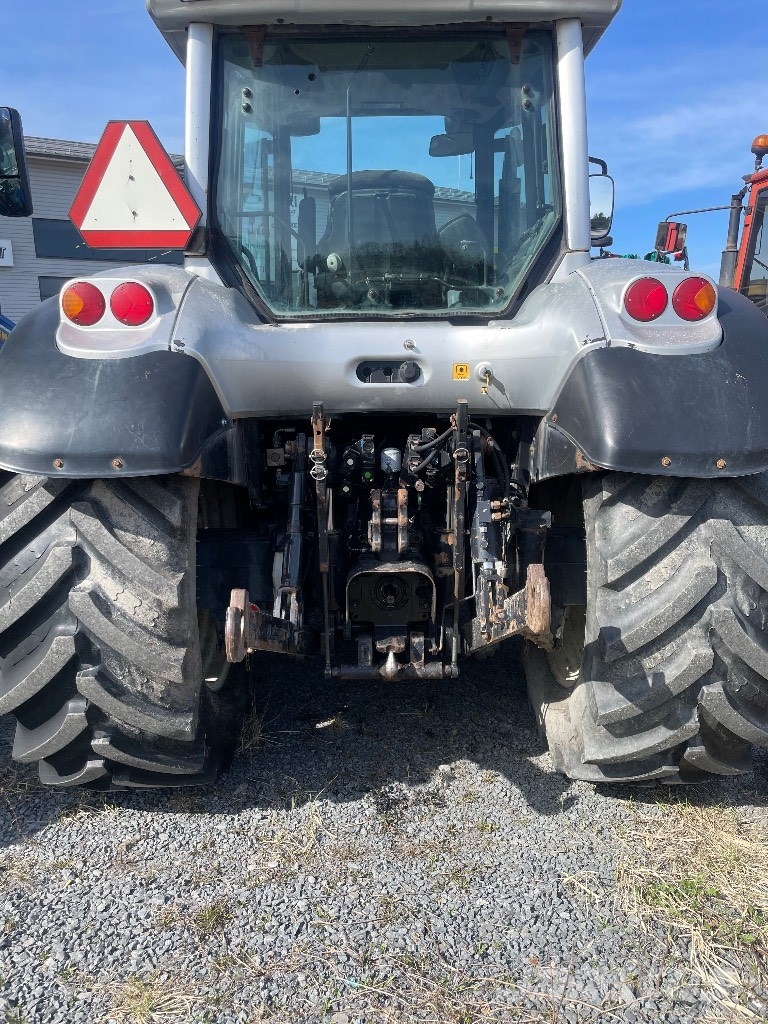 Valtra C 150 Трактори