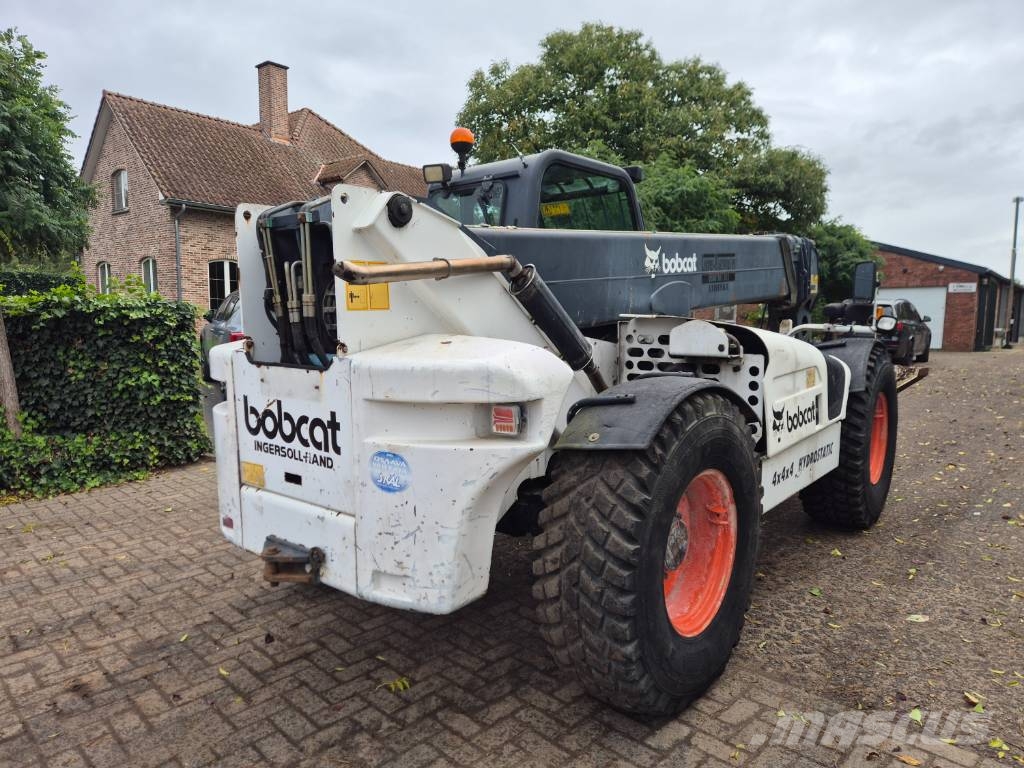 Bobcat T 40.140 مناولات متداخلة