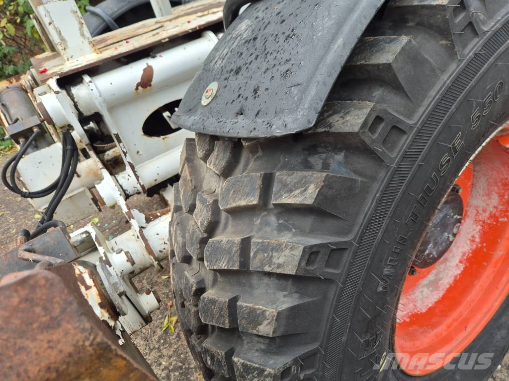 Bobcat T 40.140 مناولات متداخلة