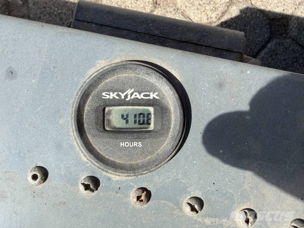 SkyJack SJ III 3226 Ножични работни платформи