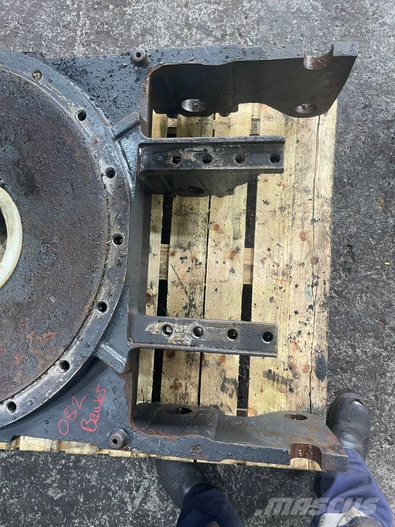 Ponsse Beaver Crane Base / Turntable Boom in dipper roke