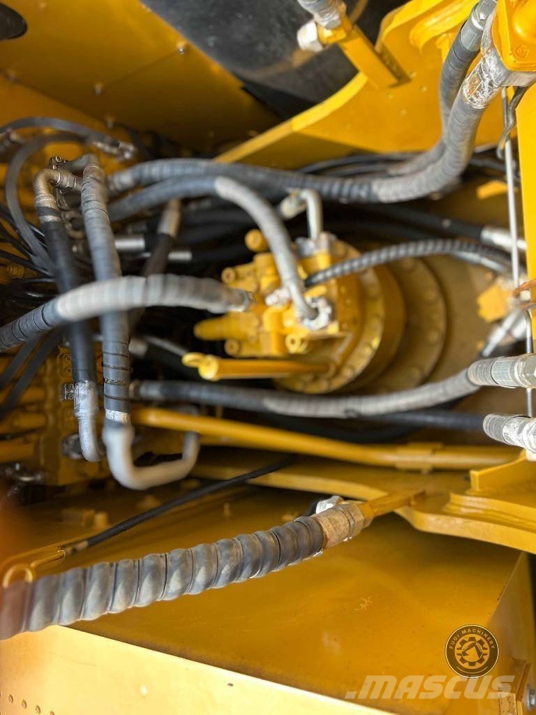 CAT 320 D Rupsgraafmachines
