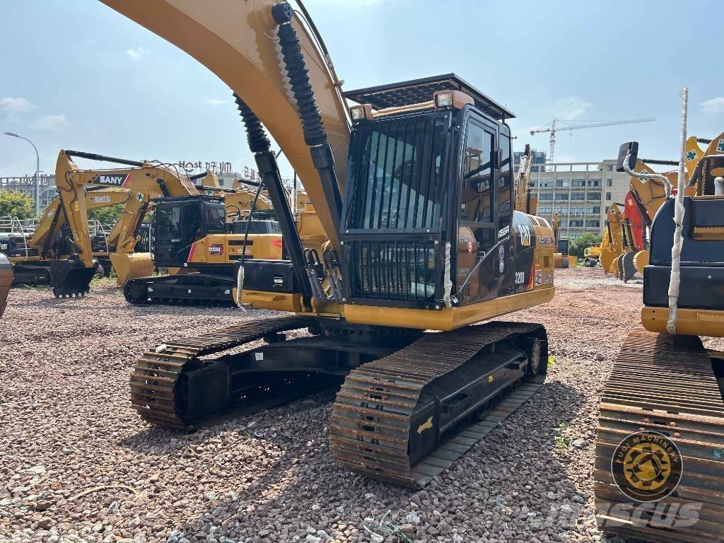 CAT 320 D Rupsgraafmachines