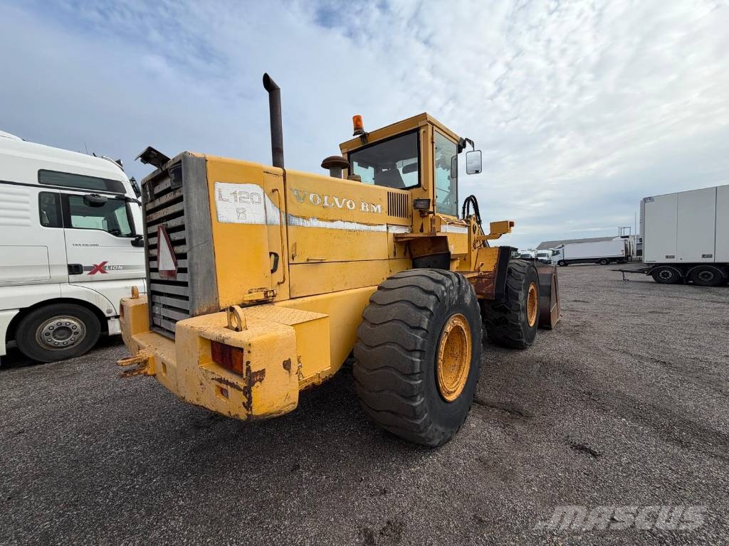 Volvo L120B Seri nr 8269 Hjullastare