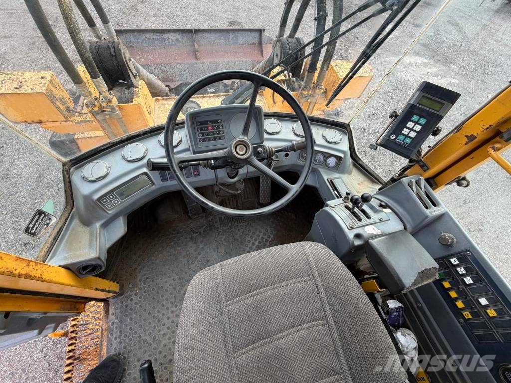 Volvo L120B Seri nr 8269 Hjullastare