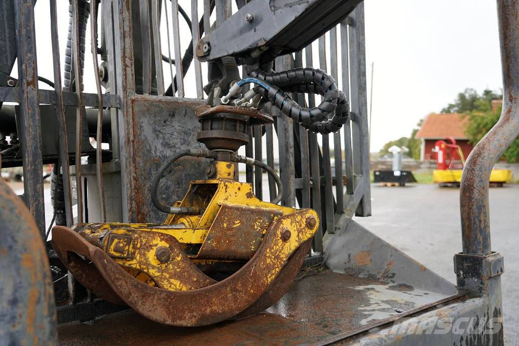 MOWI 12T 400 KRAN SKOGSVAGN Šumske prikolice