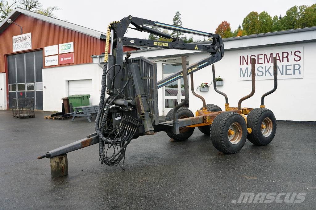MOWI 12T 400 KRAN SKOGSVAGN Šumske prikolice