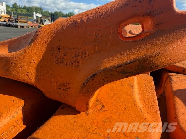 Volvo COMBI SYSTEM NEW TOOTH Buckets