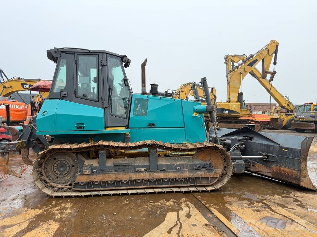 New Holland D 150 ( 2.500 HOURS ) Kāpurķēžu buldozeri