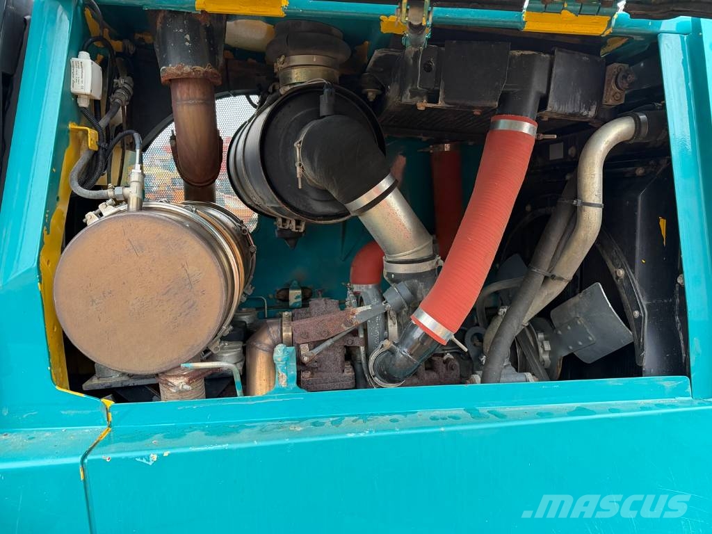 New Holland D 150 ( 2.500 HOURS ) Kāpurķēžu buldozeri