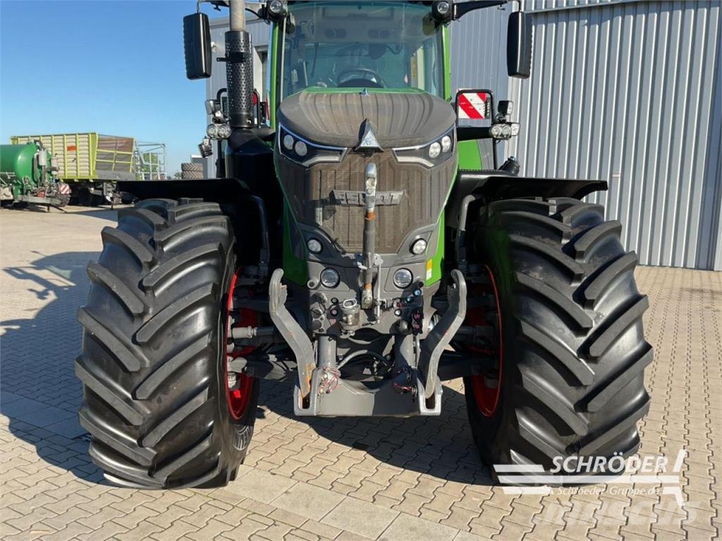 Fendt 930 VARIO GEN7 PROFI PLUS Tracteur