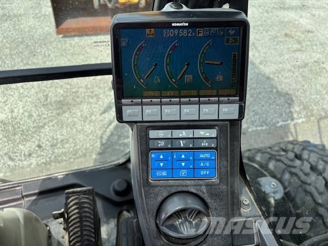 Komatsu PW 160 حفارات بعجل