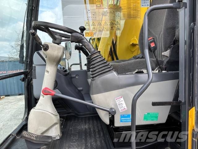 Komatsu PW 160 حفارات بعجل