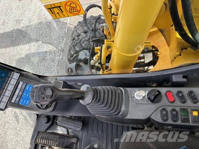 Komatsu PW 160 حفارات بعجل