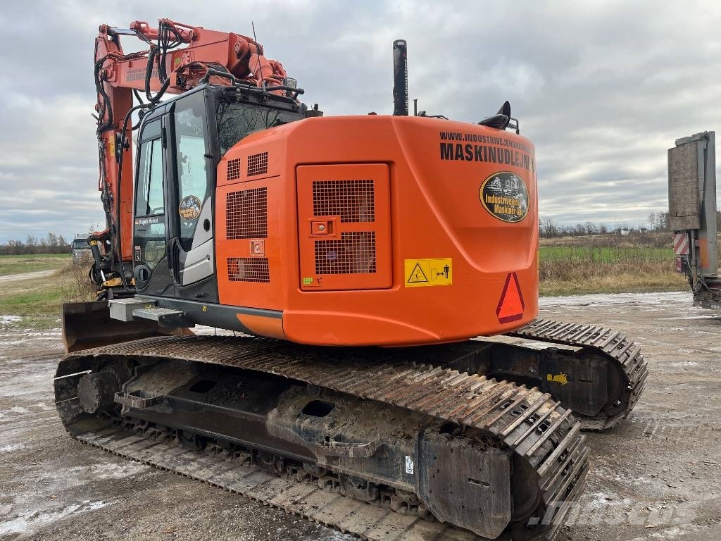 Hitachi ZX 225 US LC-5 B, 2017, Løgstør, Nordjylland, Denmark