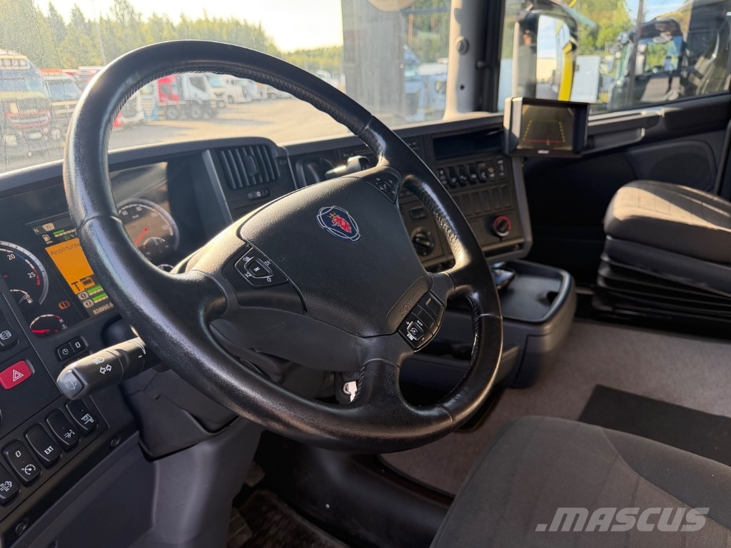 Scania R 450 Camiones con caja de remolque