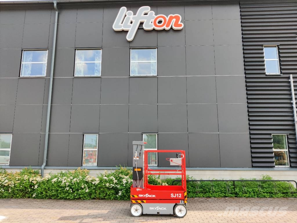 SkyJack SJ 12 Ножични работни платформи