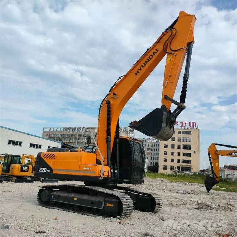 Hyundai 220 Bageri guseničari
