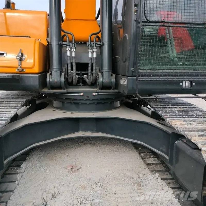 Hyundai 220 Bageri guseničari