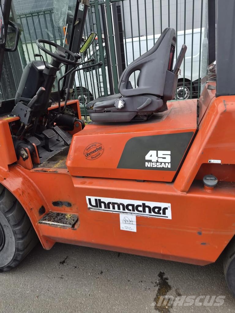 Nissan F04B45T Gāzes autoiekrāvēji (LPG)