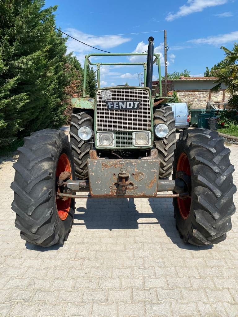Fendt 610LS TRACTOR SPARE PARTS/IN PIECES/IN TEILEN Traktoriai